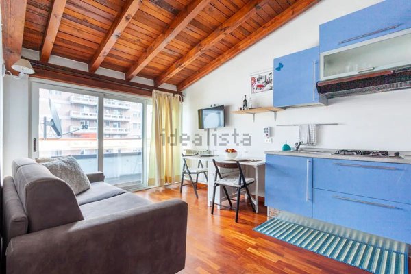 appartamento in vendita a Milano in zona Vigentino