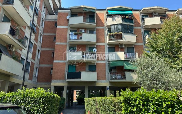 appartamento in vendita a Milano in zona Comasina
