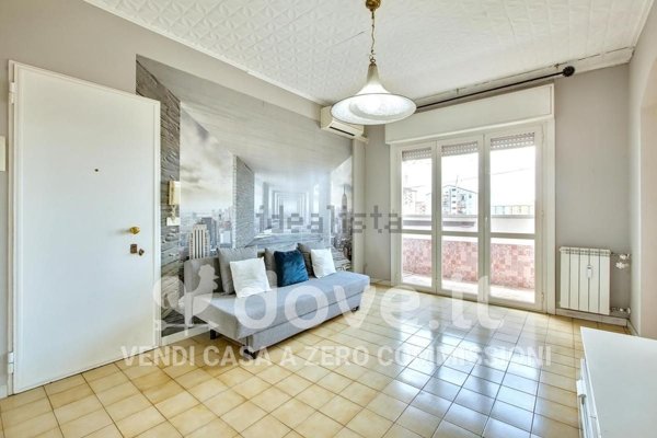 appartamento in vendita a Milano in zona Forze Armate
