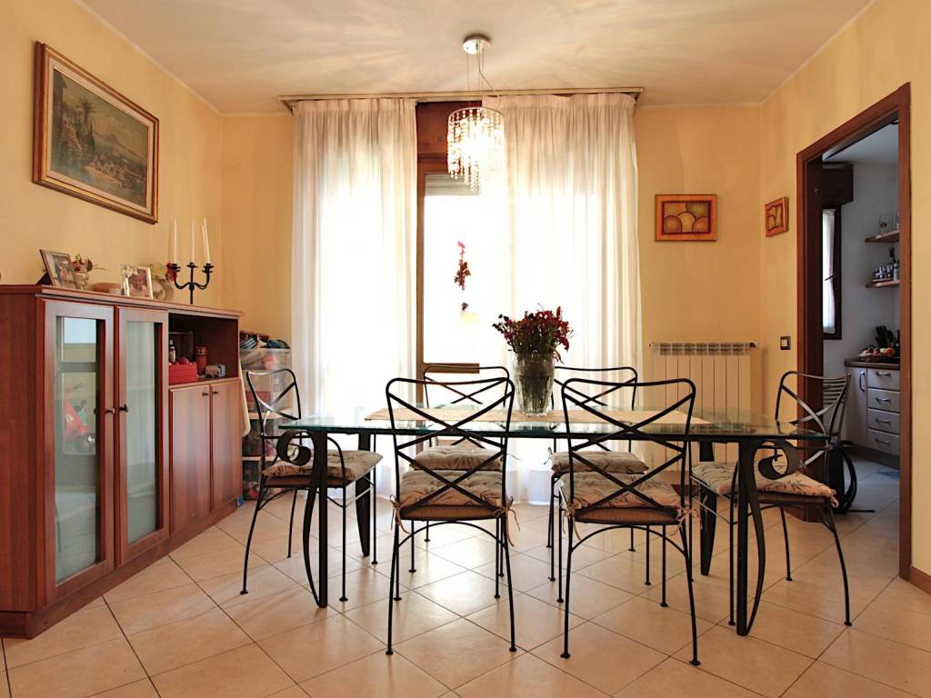 appartamento in vendita a Milano in zona Isola