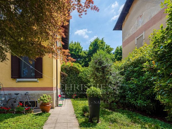 casa indipendente in vendita a Milano in zona Isola