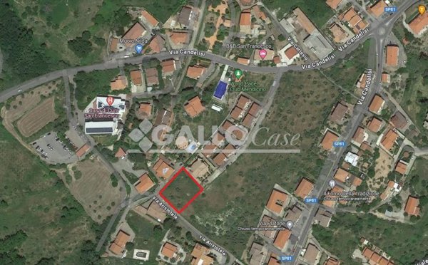 terreno edificabile in vendita a Milano in zona Quarto Cagnino