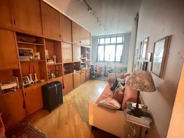 appartamento in vendita a Milano in zona Centro Direzionale
