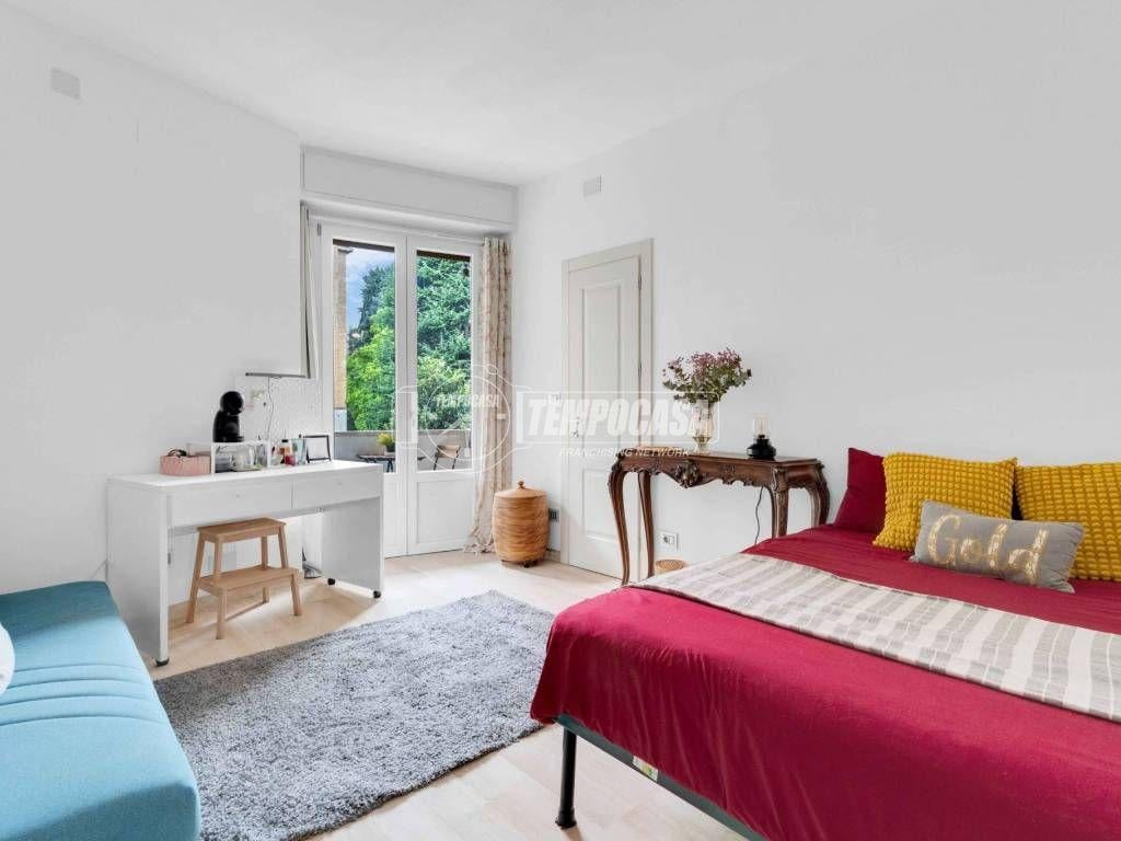 appartamento in vendita a Milano in zona Chiesa Rossa