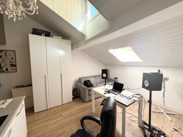 appartamento in vendita a Milano in zona Bocconi