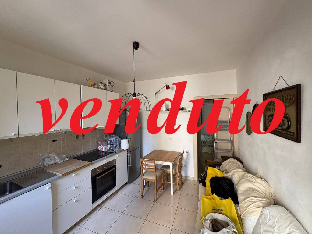 appartamento in vendita a Milano in zona Quarto Oggiaro