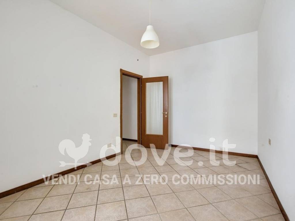 appartamento in vendita a Milano in zona Barona