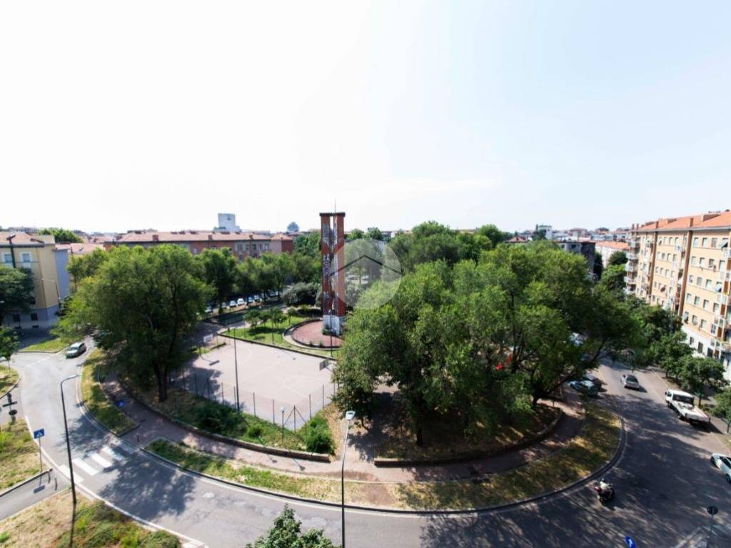 appartamento in vendita a Milano in zona Trenno