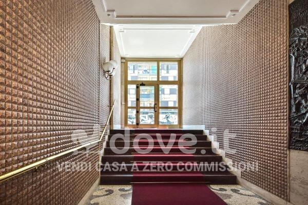 appartamento in vendita a Milano in zona Vigentino