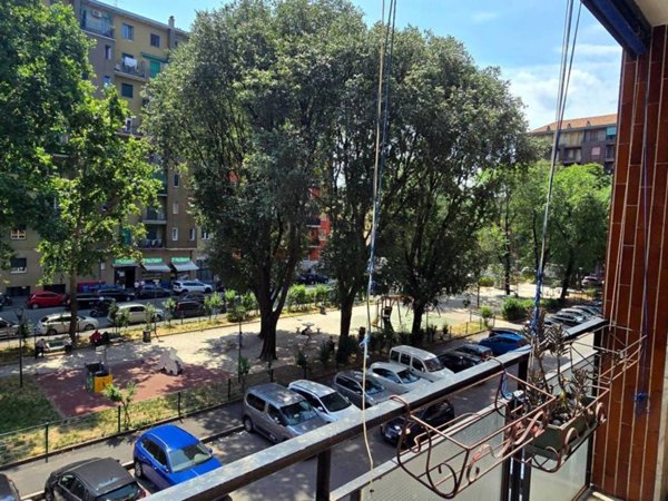 appartamento in vendita a Milano in zona Adriano