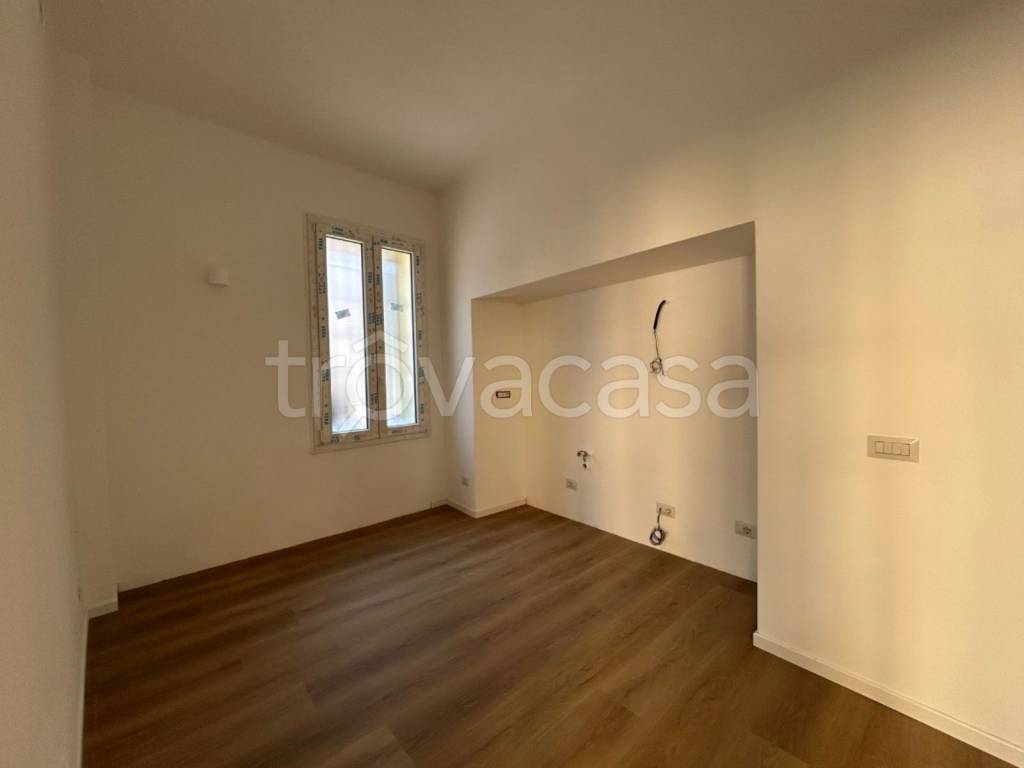 appartamento in vendita a Milano in zona Gorla