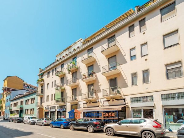appartamento in vendita a Milano in zona Barona