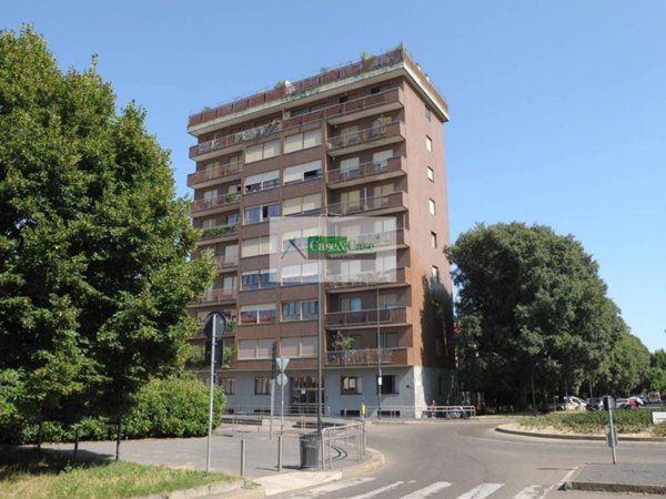 appartamento in vendita a Milano in zona Solari