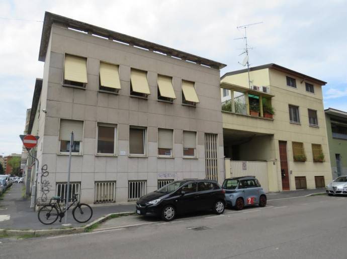 appartamento in vendita a Milano in zona Affori