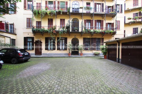 appartamento in vendita a Milano in zona Porta Venezia