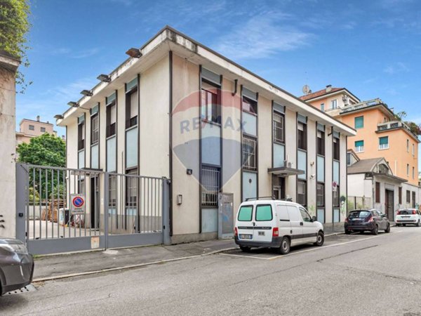casa indipendente in vendita a Milano in zona Lambrate