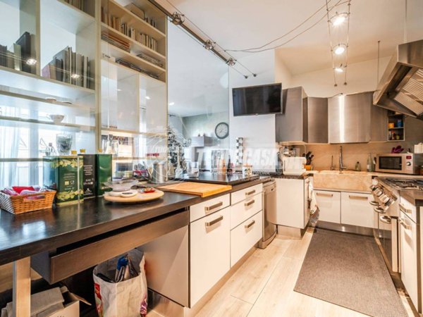 appartamento in vendita a Milano in zona Maggiolina