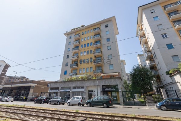 appartamento in vendita a Milano in zona Piazzale Lodi