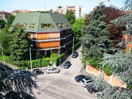 appartamento in vendita a Milano in zona Maggiolina