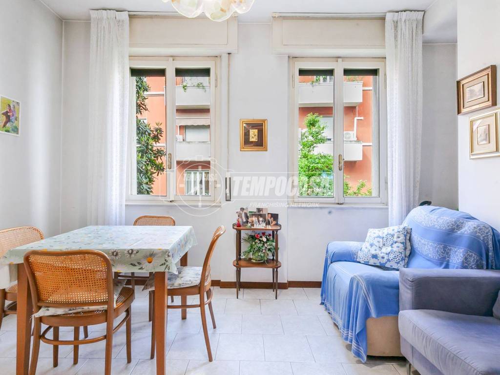 appartamento in vendita a Milano in zona Dergano