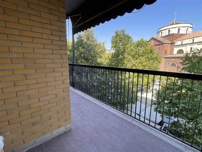 appartamento in vendita a Milano in zona Trenno