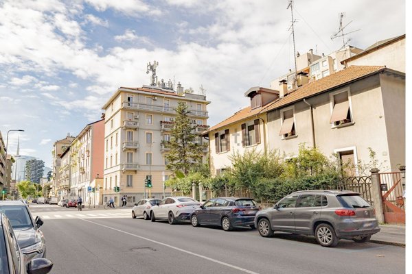 casa indipendente in vendita a Milano in zona Maggiolina