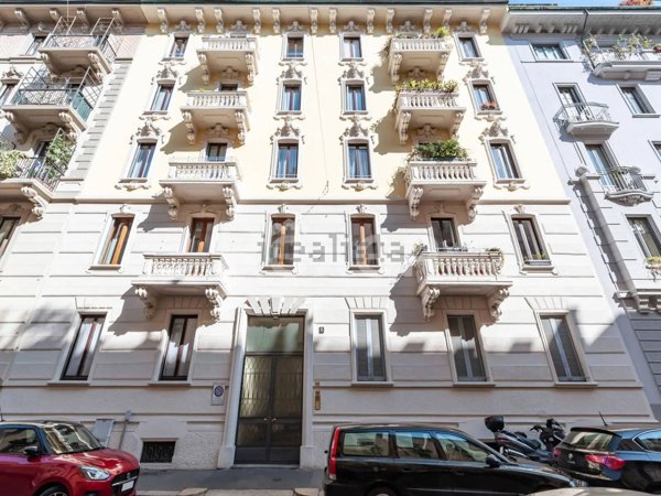 appartamento in vendita a Milano in zona Guastalla