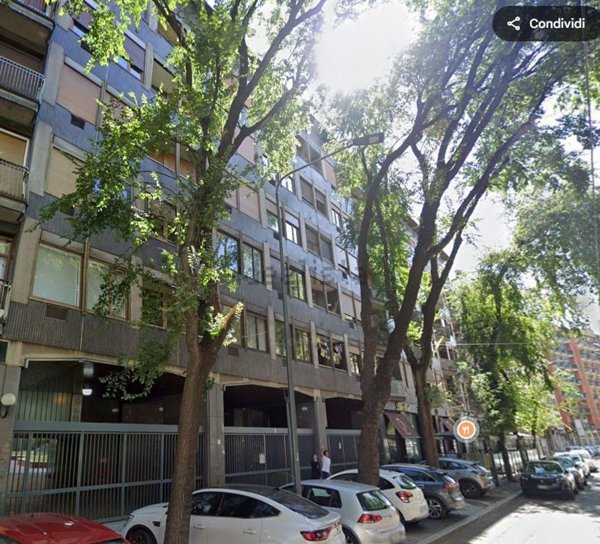 appartamento in vendita a Milano in zona Centro Direzionale