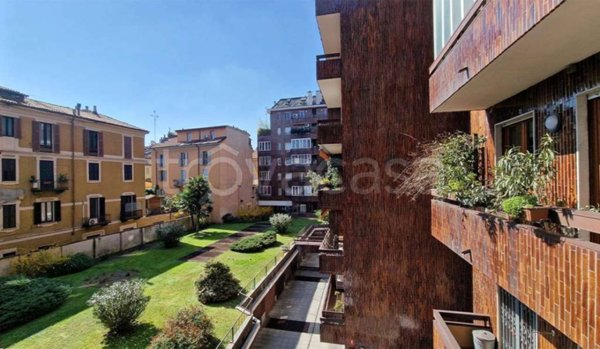 appartamento in vendita a Milano in zona Porta Venezia