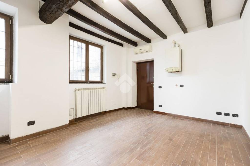 appartamento in vendita a Milano in zona Niguarda