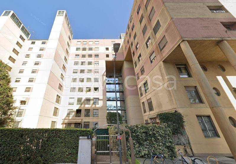 appartamento in vendita a Milano in zona Vigentino