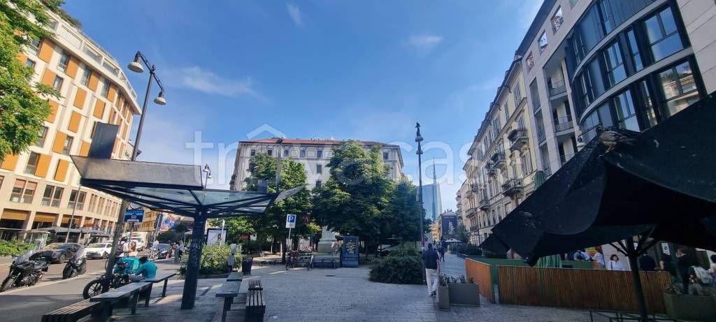 appartamento in vendita a Milano in zona Porta Garibaldi