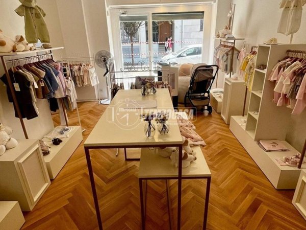 appartamento in vendita a Milano in zona Isola