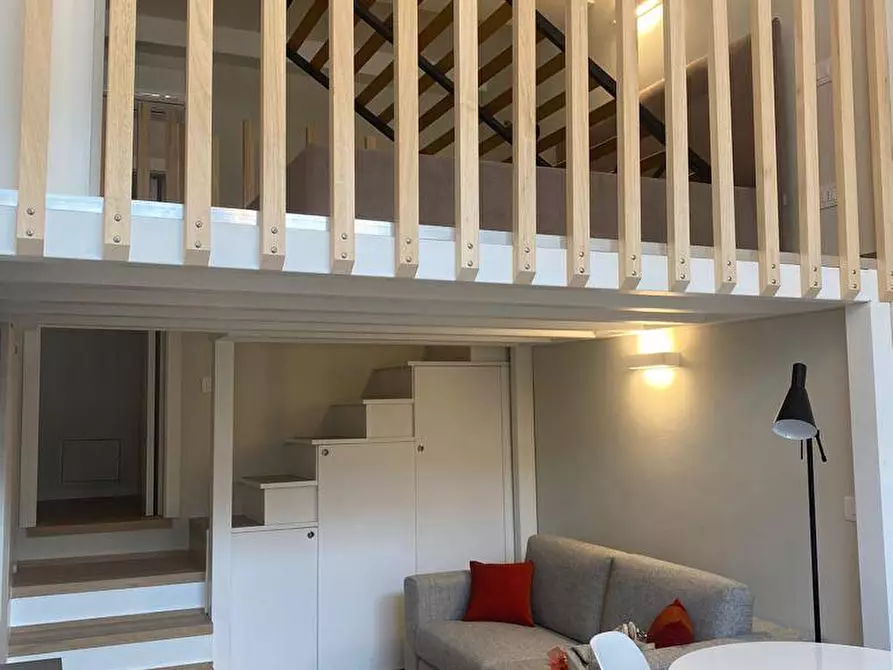 appartamento in vendita a Milano in zona Isola