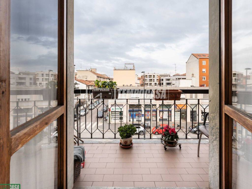 appartamento in vendita a Milano in zona Crescenzago