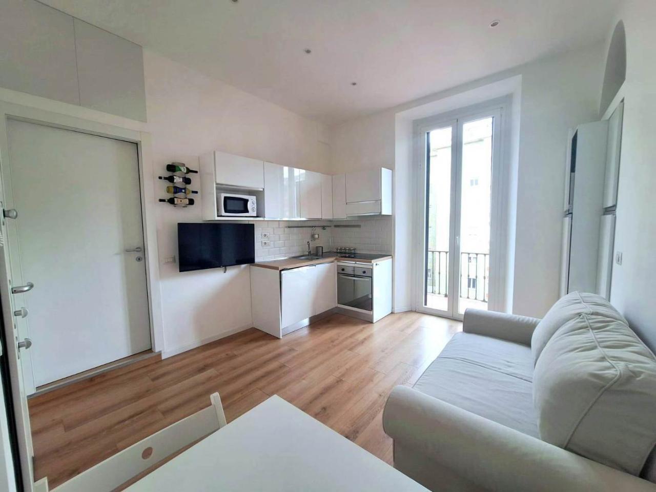 appartamento in vendita a Milano in zona Porta Genova