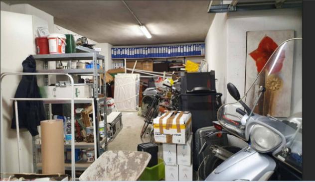negozio in vendita a Milano in zona Niguarda