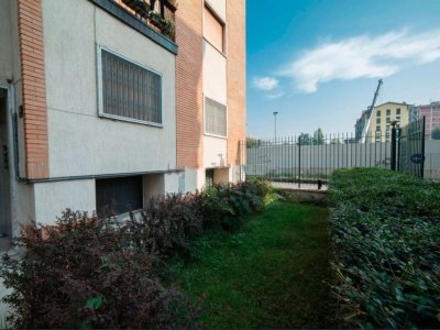 appartamento in vendita a Milano in zona Porta Genova