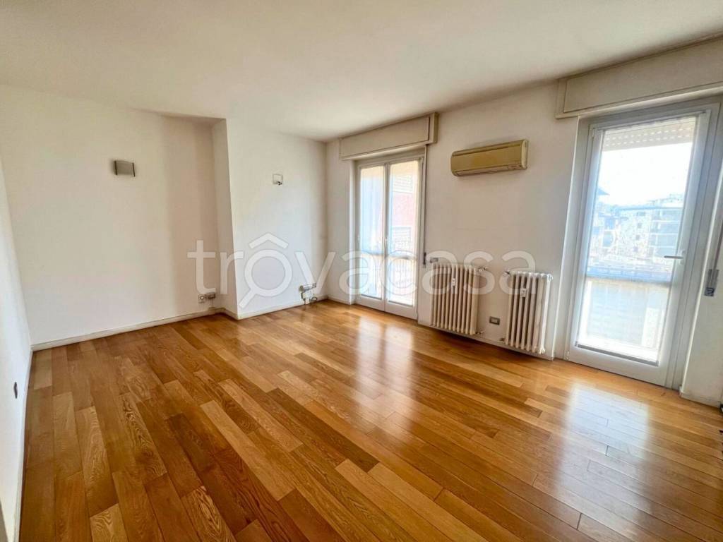 appartamento in vendita a Milano in zona Garegnano