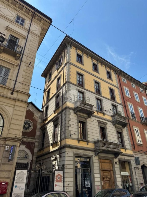negozio in vendita a Milano in zona Centro Storico