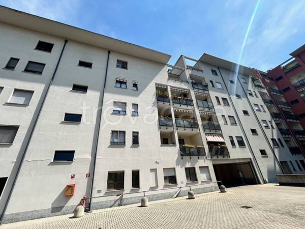 appartamento in vendita a Milano in zona Quarto Oggiaro