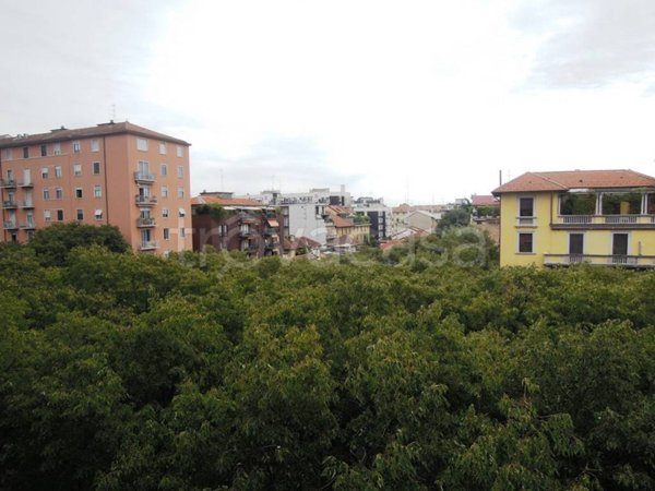 appartamento in vendita a Milano in zona Porta Romana