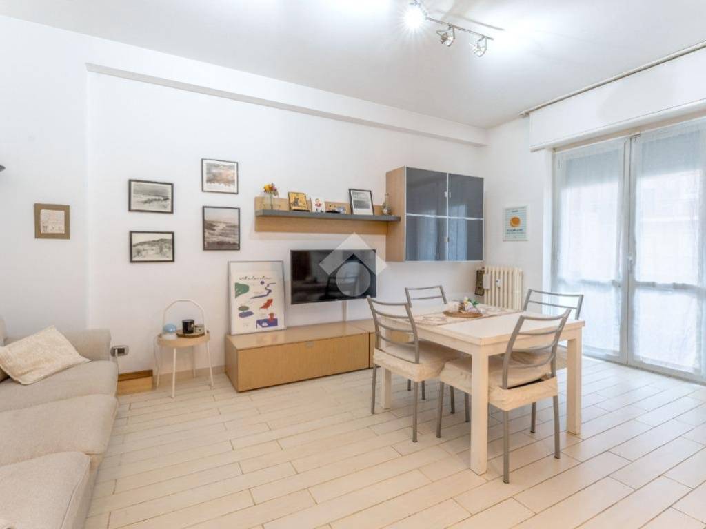 appartamento in vendita a Milano in zona Isola