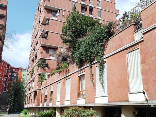 appartamento in vendita a Milano in zona Crescenzago