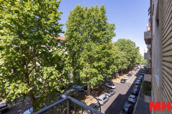 appartamento in vendita a Milano in zona Ghisolfa