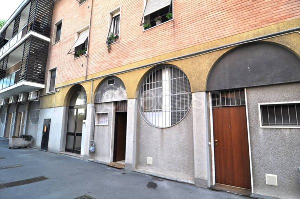 appartamento in vendita a Milano in zona Baggio