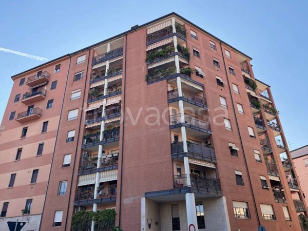 appartamento in vendita a Milano in zona Corvetto