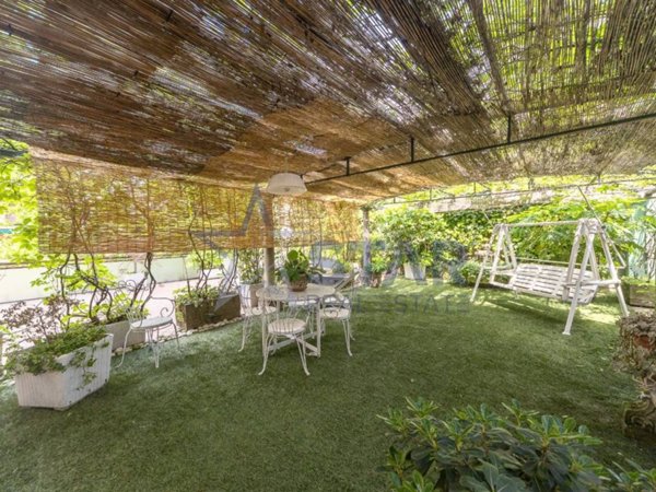 appartamento in vendita a Milano in zona Barona