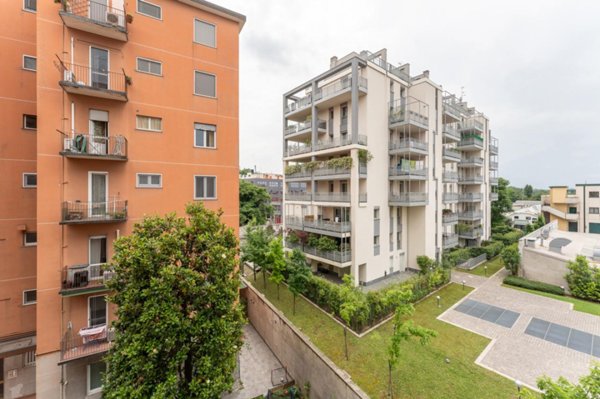 appartamento in vendita a Milano in zona Vigentino