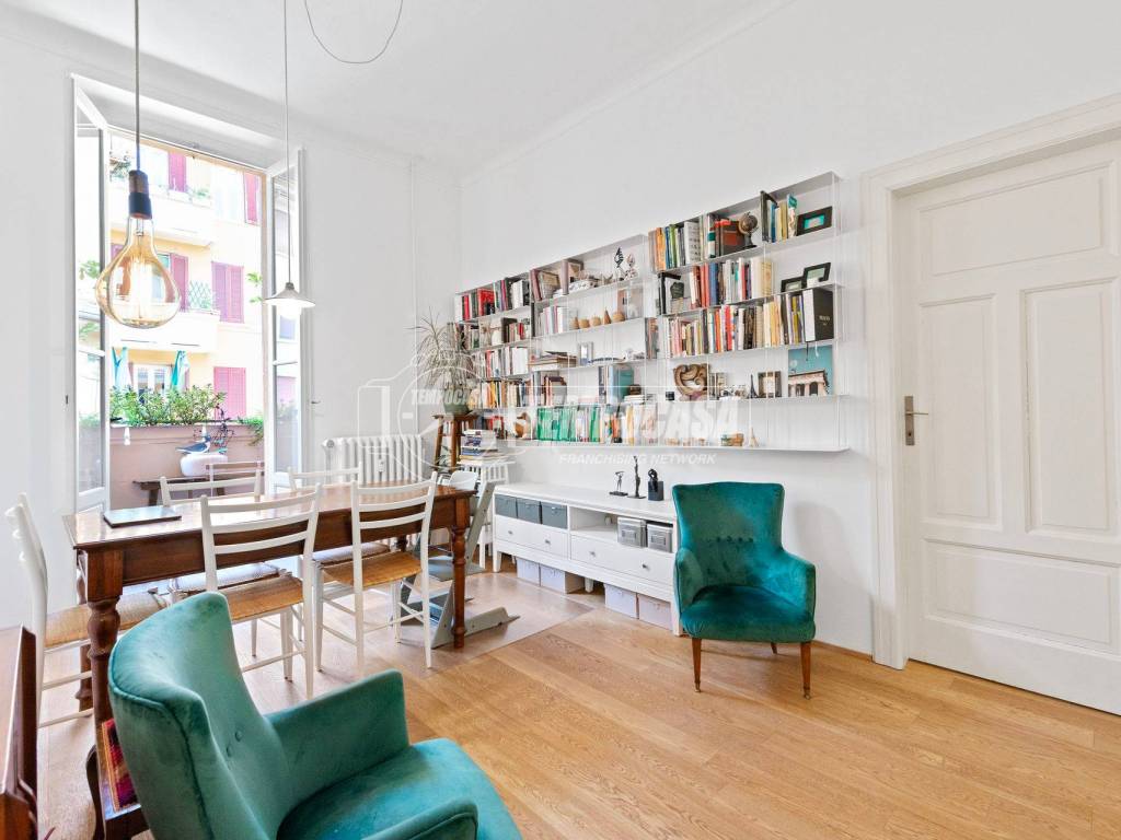 appartamento in vendita a Milano in zona Città Studi